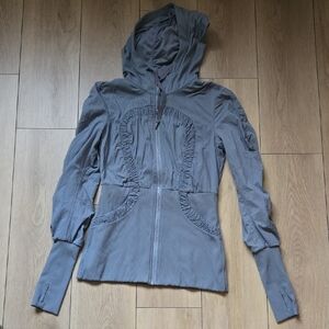 NWOT LULULEMON Dance Studio Jacket III Reversible Gray Size 8